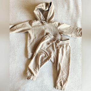 ⭐ 3 for $15⭐ 100% cotton H&M Sweat Suit size 18 months
